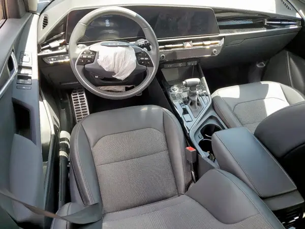 KNDCR3LE0P5059154 2023 KIA NIRO - Image 8