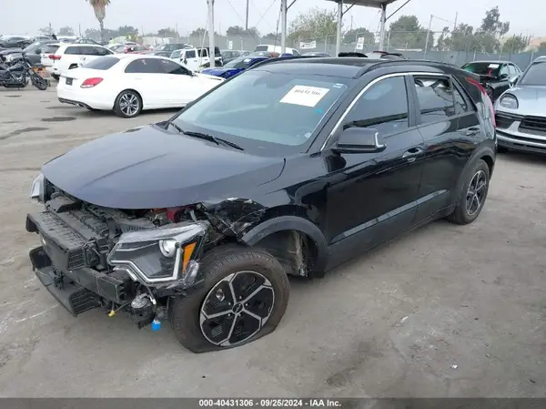 KNDCR3LE0P5059204 2023 KIA NIRO - Image 2