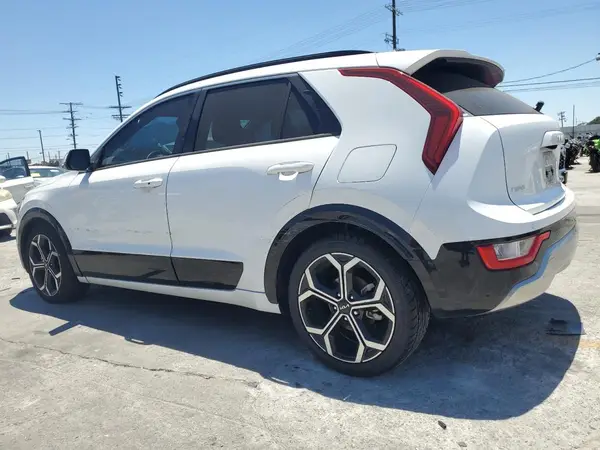 KNDCR3LE0P5061499 2023 KIA NIRO - Image 2