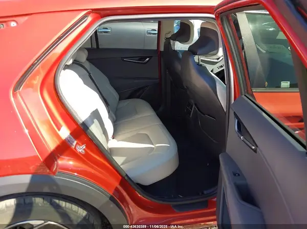 KNDCR3LE0P5066430 2023 KIA NIRO - Image 8