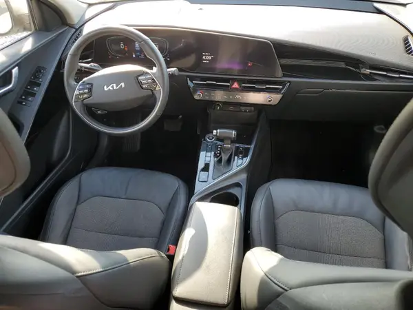 KNDCR3LE0P5077394 2023 KIA NIRO - Image 8