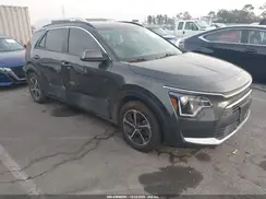 KNDCR3LE0P5081820 2023 KIA NIRO