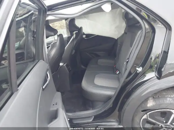 KNDCR3LE0P5086676 2023 KIA NIRO - Image 8