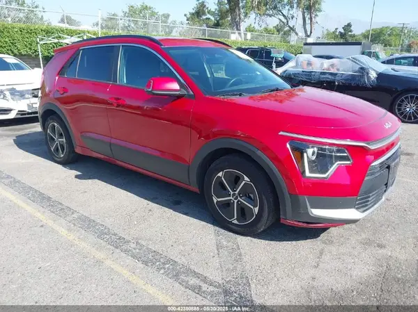 KNDCR3LE0R5125799 2024 KIA NIRO - Image 1