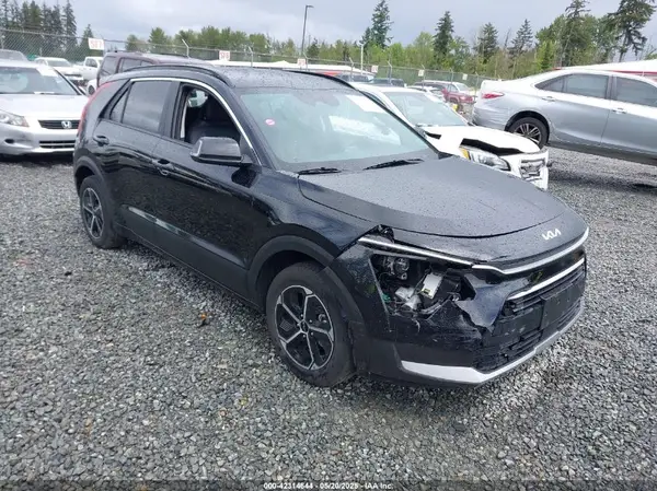 KNDCR3LE0R5144708 2024 KIA NIRO - Image 1