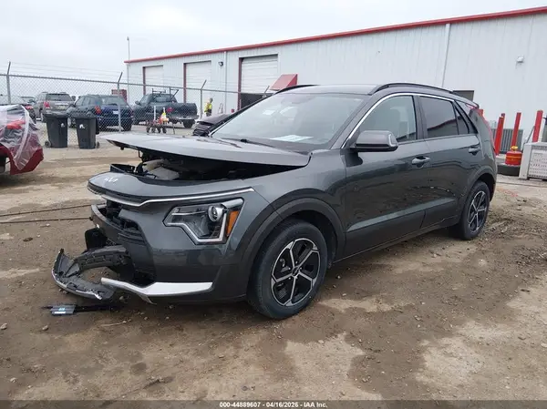 KNDCR3LE0R5161914 2024 KIA NIRO - Image 2