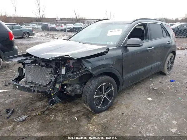 KNDCR3LE0R5167955 2024 KIA NIRO - Image 2