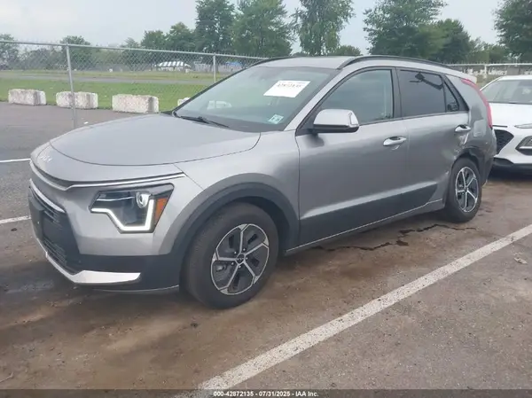 KNDCR3LE0R5169513 2024 KIA NIRO - Image 2
