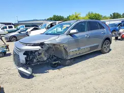 KNDCR3LE0S5227318 2025 KIA NIRO