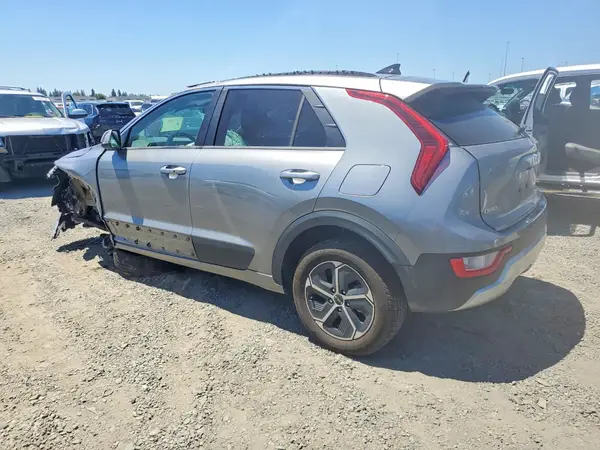 KNDCR3LE0S5227318 2025 KIA NIRO - Image 2