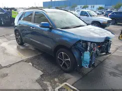KNDCR3LE0S5235841 2025 KIA NIRO