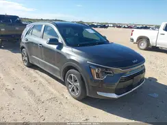 KNDCR3LE0S5260786 2025 KIA NIRO