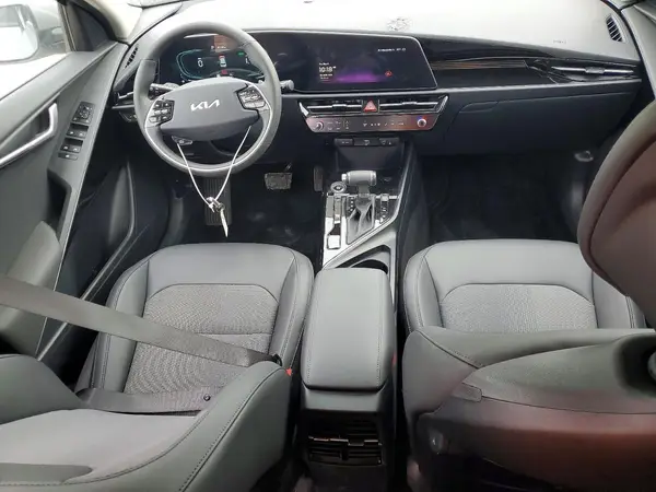 KNDCR3LE0S5296414 2025 KIA NIRO - Image 8