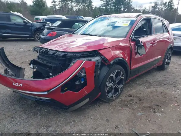 KNDCR3LE1P5035512 2023 KIA NIRO - Image 2