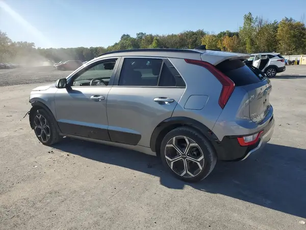 KNDCR3LE1P5046154 2023 KIA NIRO - Image 2