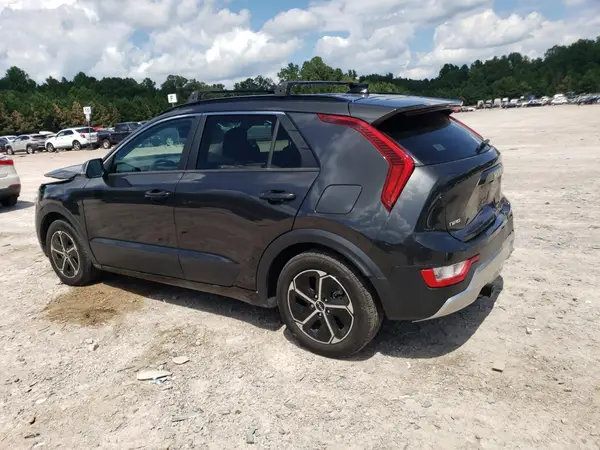 KNDCR3LE1P5047871 2023 KIA NIRO - Image 2