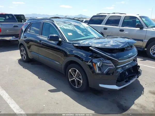KNDCR3LE1P5100018 2023 KIA NIRO - Image 1
