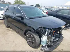 KNDCR3LE1P5112069 2023 KIA NIRO