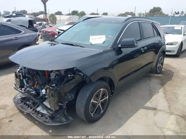 KNDCR3LE1P5112069 2023 KIA NIRO - Image 2