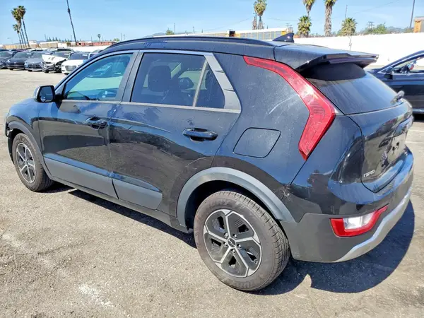 KNDCR3LE1P5112136 2023 KIA NIRO - Image 2