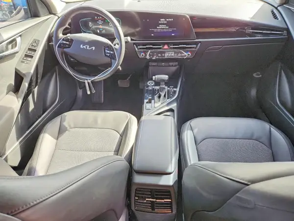 KNDCR3LE1P5117644 2023 KIA NIRO - Image 8