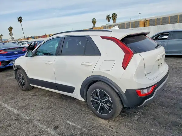 KNDCR3LE1S5217820 2025 KIA NIRO - Image 2