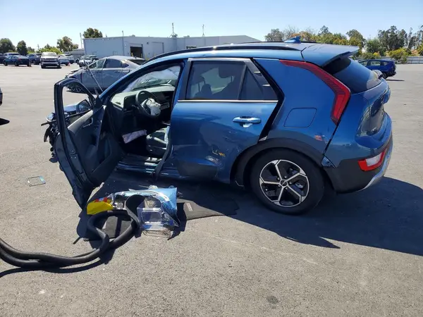KNDCR3LE1S5236268 2025 KIA NIRO - Image 2