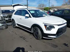 KNDCR3LE1S5257749 2025 KIA NIRO
