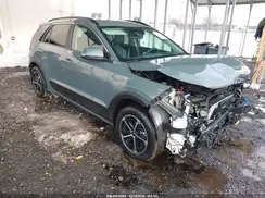 KNDCR3LE1S5272915 2025 KIA NIRO