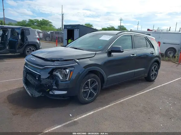 KNDCR3LE2P5039536 2023 KIA NIRO - Image 2