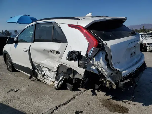 KNDCR3LE2P5048642 2023 KIA NIRO - Image 2