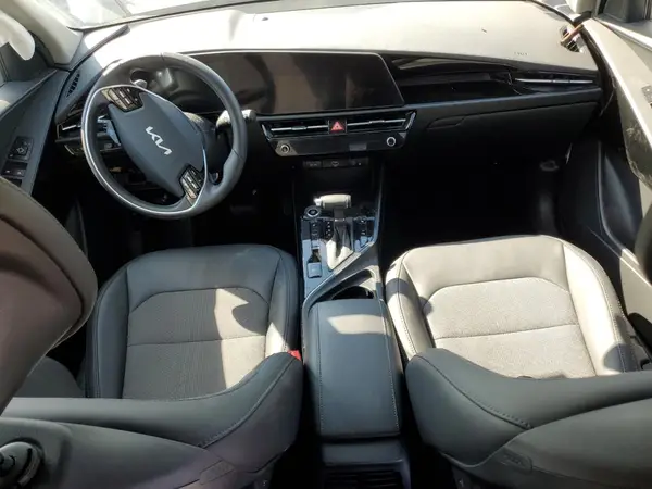 KNDCR3LE2P5048642 2023 KIA NIRO - Image 8