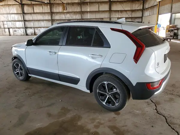 KNDCR3LE2P5049001 2023 KIA NIRO - Image 2