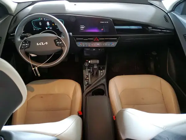 KNDCR3LE2P5049001 2023 KIA NIRO - Image 8