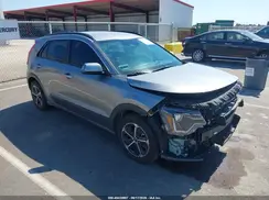 KNDCR3LE2P5049113 2023 KIA NIRO