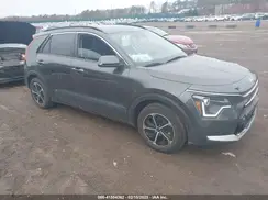 KNDCR3LE2P5067935 2023 KIA NIRO