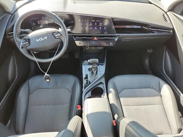 KNDCR3LE2P5083763 2023 KIA NIRO - Image 8