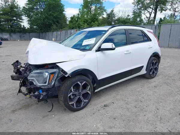 KNDCR3LE2R5145195 2024 KIA NIRO - Image 2