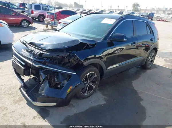 KNDCR3LE2R5146136 2024 KIA NIRO - Image 2