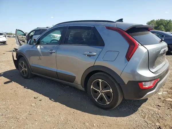 KNDCR3LE2R5160568 2024 KIA NIRO - Image 2