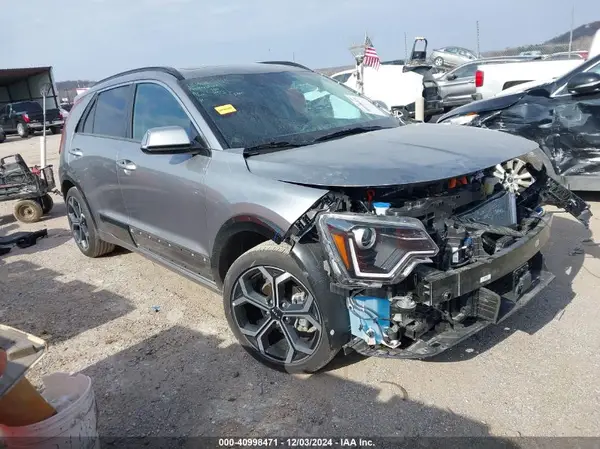 KNDCR3LE2R5173868 2024 KIA NIRO - Image 1