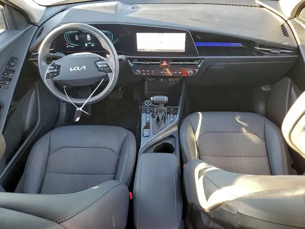 KNDCR3LE2R5183817 2024 KIA NIRO - Image 8