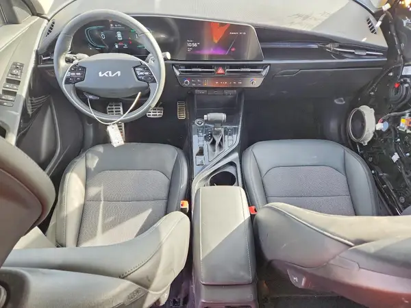 KNDCR3LE2S5215929 2025 KIA NIRO - Image 8