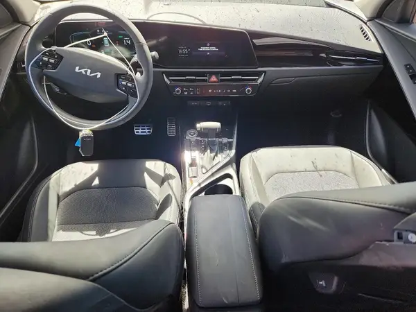 KNDCR3LE2S5237381 2025 KIA NIRO - Image 8