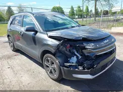 KNDCR3LE2S5257601 2025 KIA NIRO
