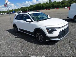 KNDCR3LE2S5290095 2025 KIA NIRO