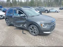 KNDCR3LE3P5044602 2023 KIA NIRO