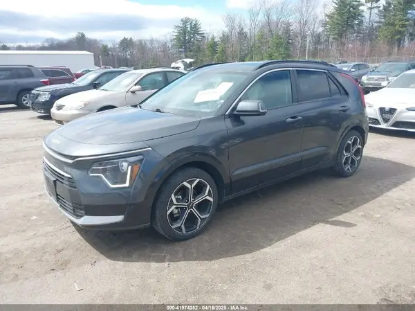 KNDCR3LE3P5044602 2023 KIA NIRO - Image 2