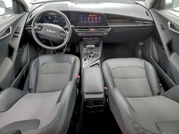 KNDCR3LE3P5044812 2023 KIA NIRO - Image 8