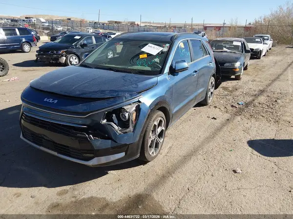 KNDCR3LE3P5045166 2023 KIA NIRO - Image 2
